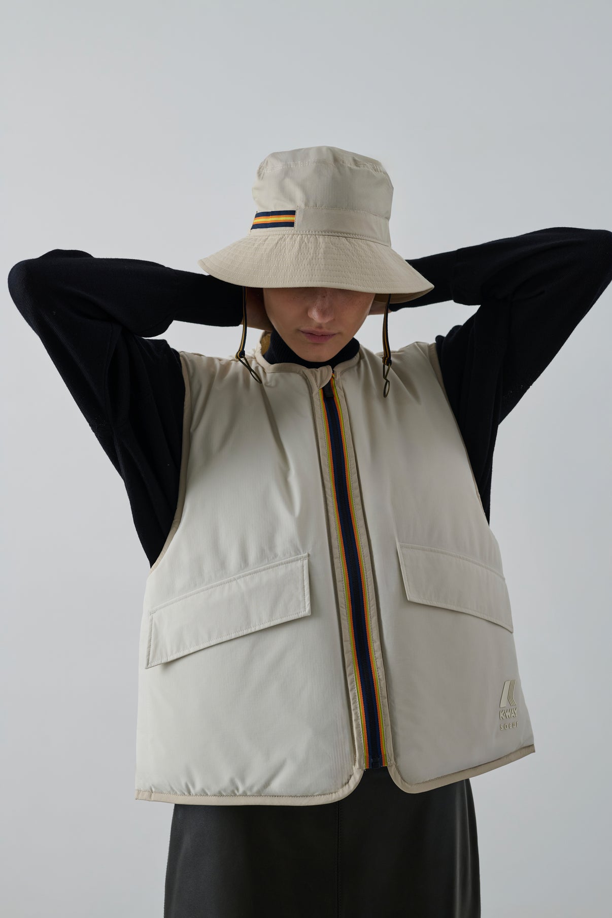 Bob Sienne - Mastic - Femme vue 2